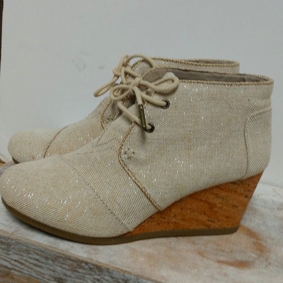 Toms Shoes - Women's Size 7 Tom's Cork Wedges